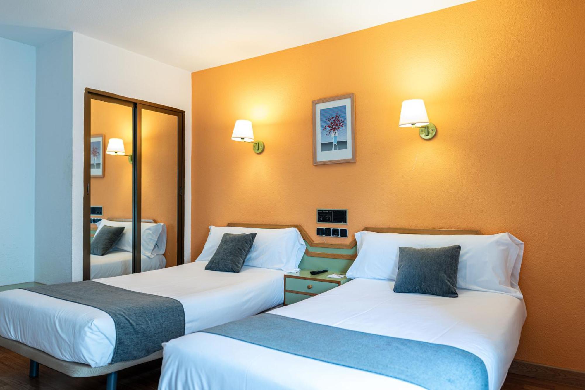 Hotel Alda Guijuelo Extérieur photo