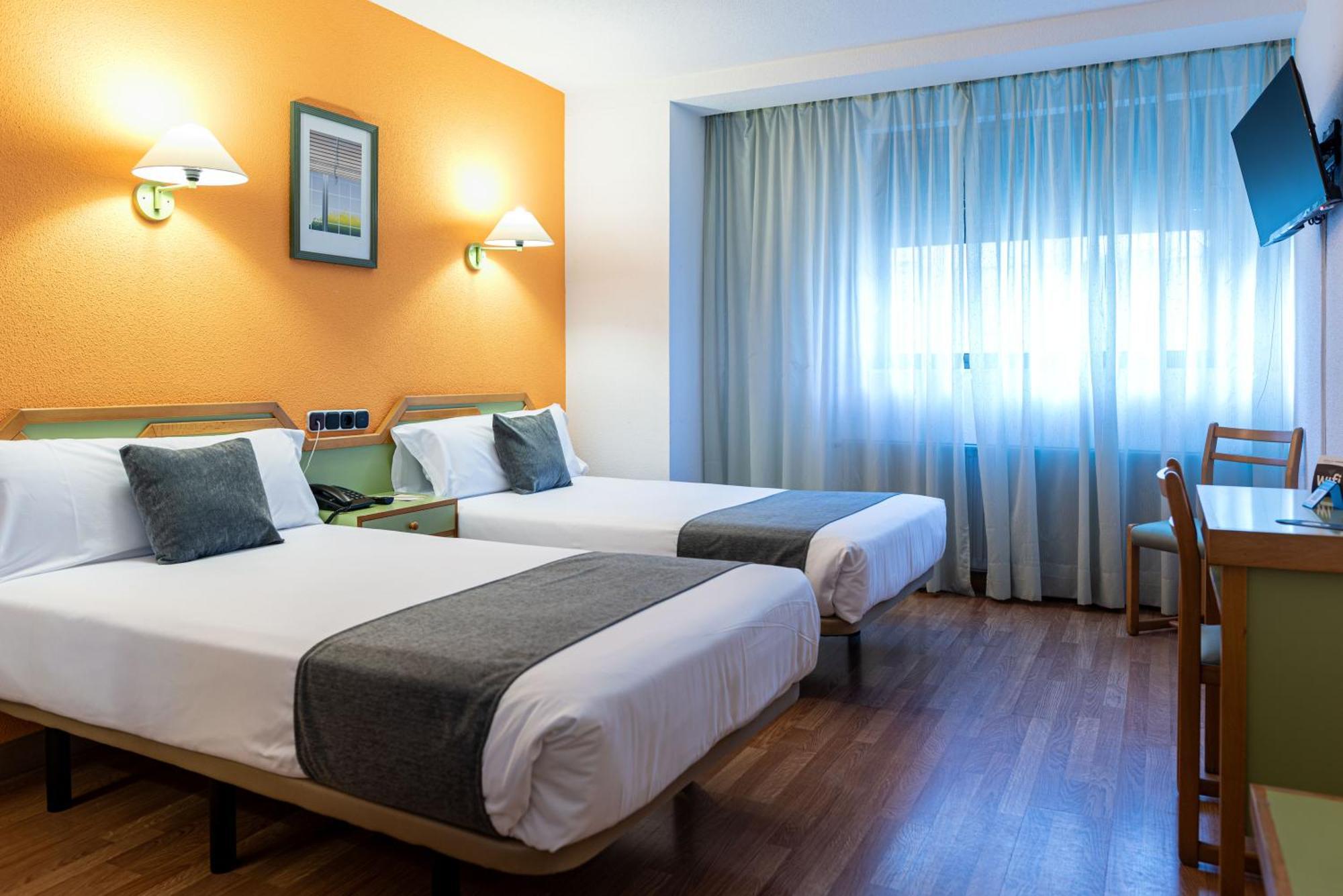 Hotel Alda Guijuelo Extérieur photo