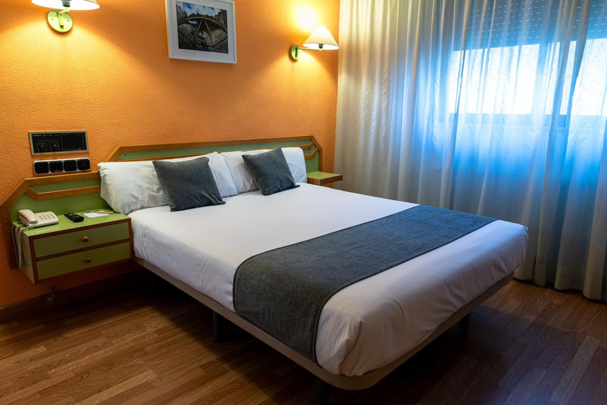 Hotel Alda Guijuelo Extérieur photo