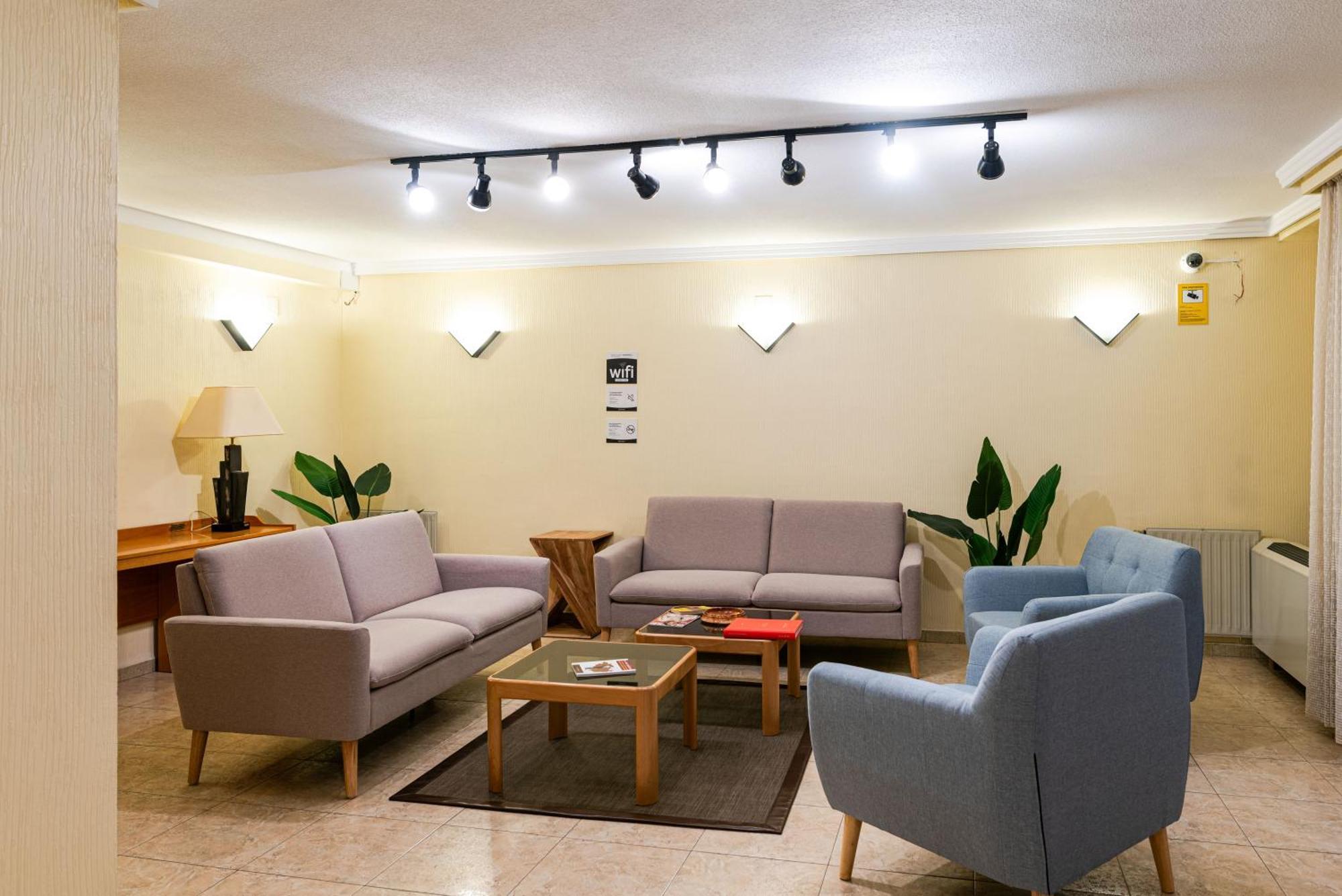 Hotel Alda Guijuelo Extérieur photo